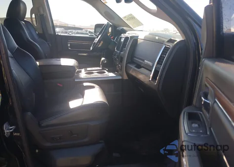 2013 Ram 1500 Laramie z USA, uszkodzony, nr VIN 1C6RR7NT2DS515916